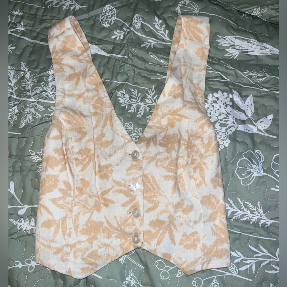 Size L Abercrombie & Fitch Linen Vest